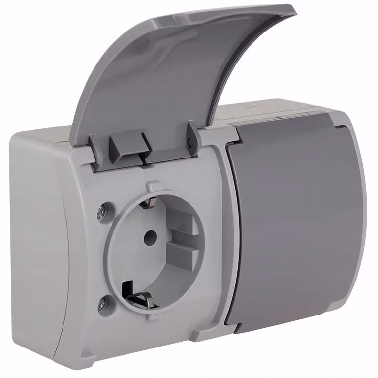 Prese multiple ermetiche a incasso, modello Schuko, grado di protezione IP54, marca Adelid