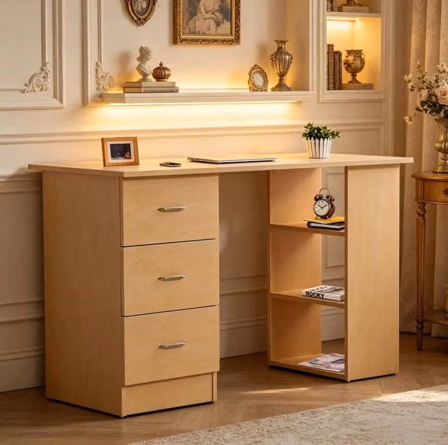 Scrivania per computer in MDF con ripiani e cassetti, finitura effetto legno chiaro, 120x49x72 cm