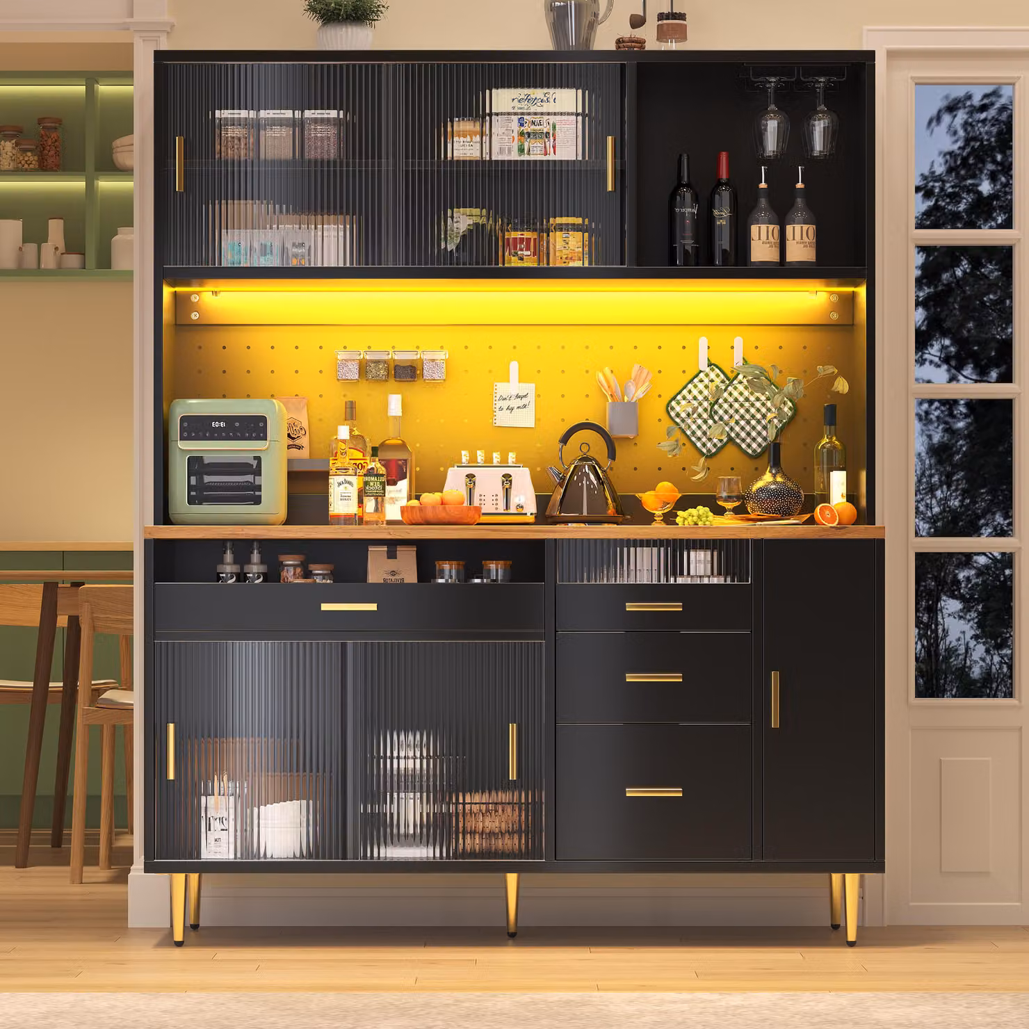 Armadio alto da cucina Fliek con LED, credenza da cucina con ripiani forati e portabicchieri, credenza alta 145x39x171 cm, nero