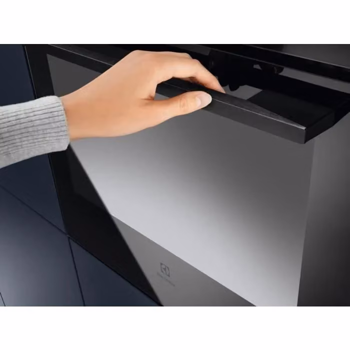 Forno elettrico da incasso Electrolux Serie 300 KOIGH04K Black con capacità di 72 Lt e classe energetica A+ – 2