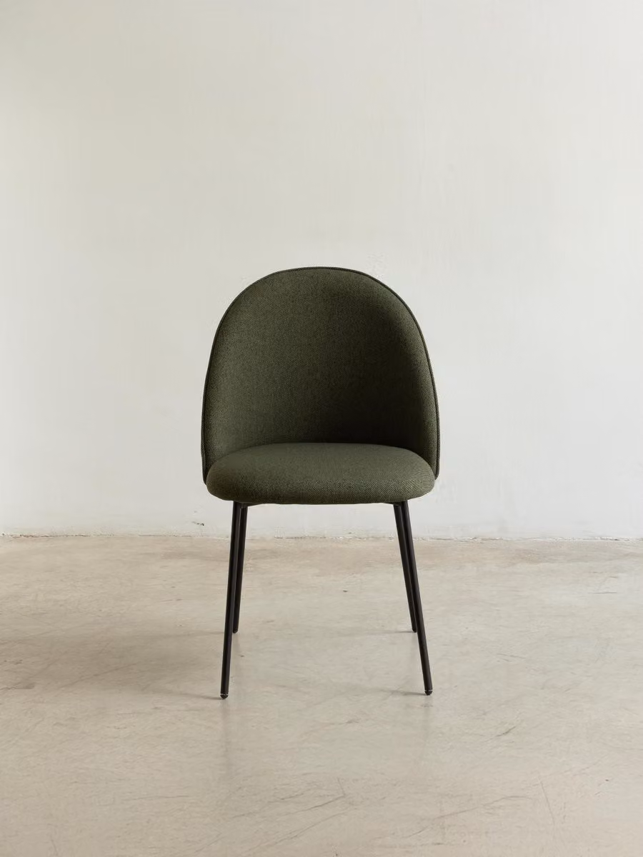 Sedia imbottita Tall Kenay Home verde e nera con struttura in metallo – 2