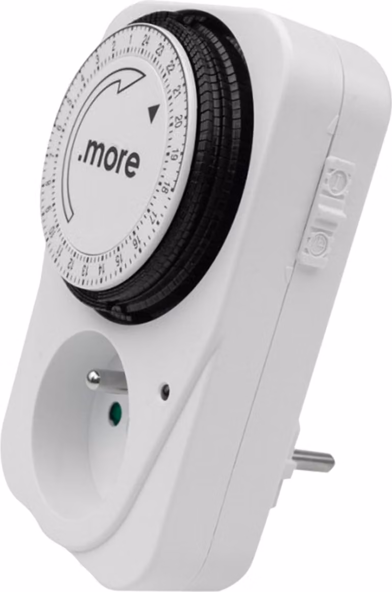 Timer meccanico a 24 ore per la presa di corrente