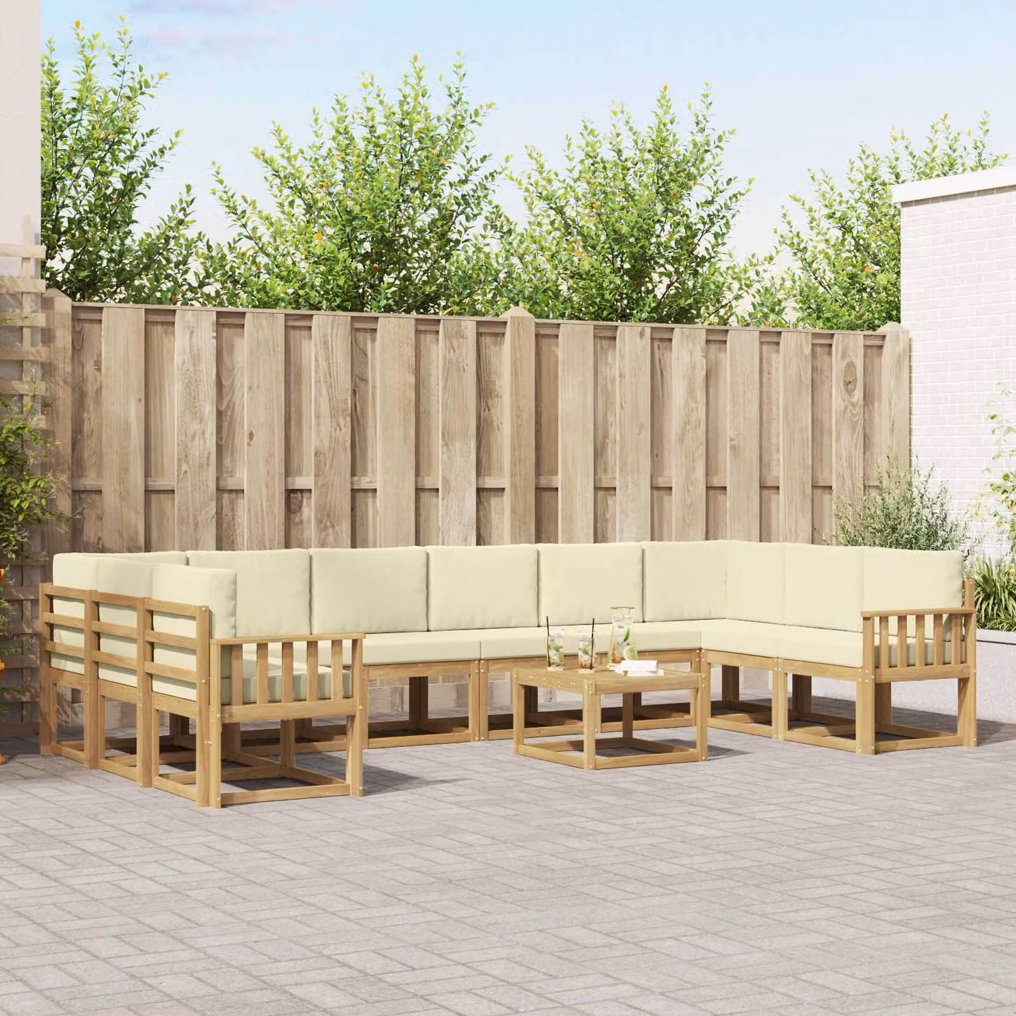 vidaXL Set di divani da esterno a forma di U composto da 11 pezzi in legno di acacia con cuscini, colori bianco, beige e marrone