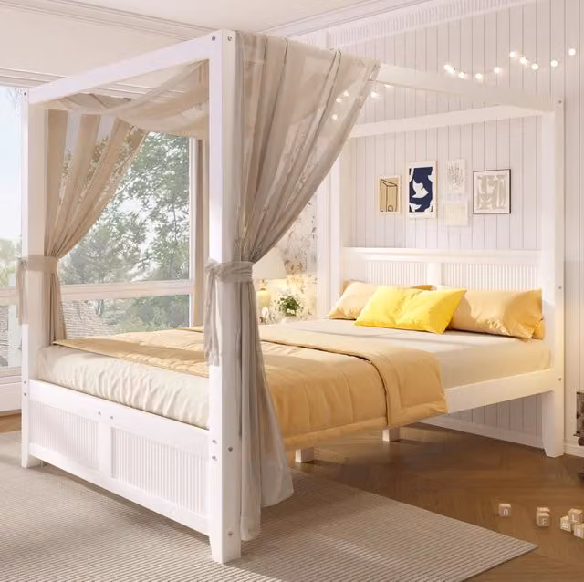 Letto a baldacchino 140 x 200 cm con lamelle verticali in pino e MDF; bianco