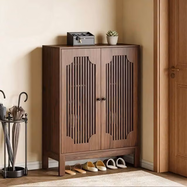 Scarpiera classica in MDF con finitura noce, profondità 35 cm, capacità 15-20 paia di scarpe