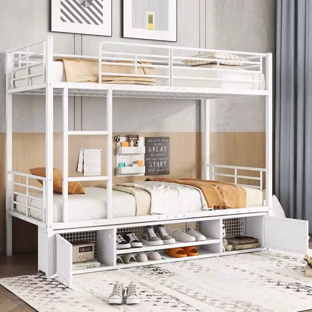 Letto a castello per bambini ¨C Minimal ¨C metallo bianco 90x200cm con scaletta e protezione anticaduta