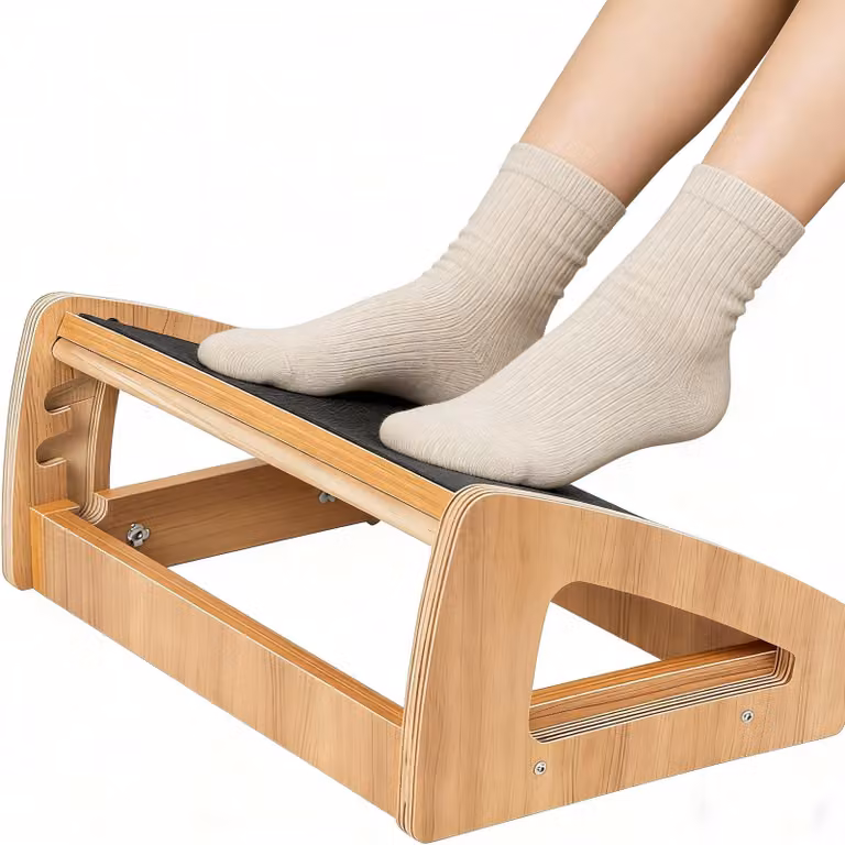 Poggiapiedi in legno regolabile con superficie antiscivolo - Design ergonomico