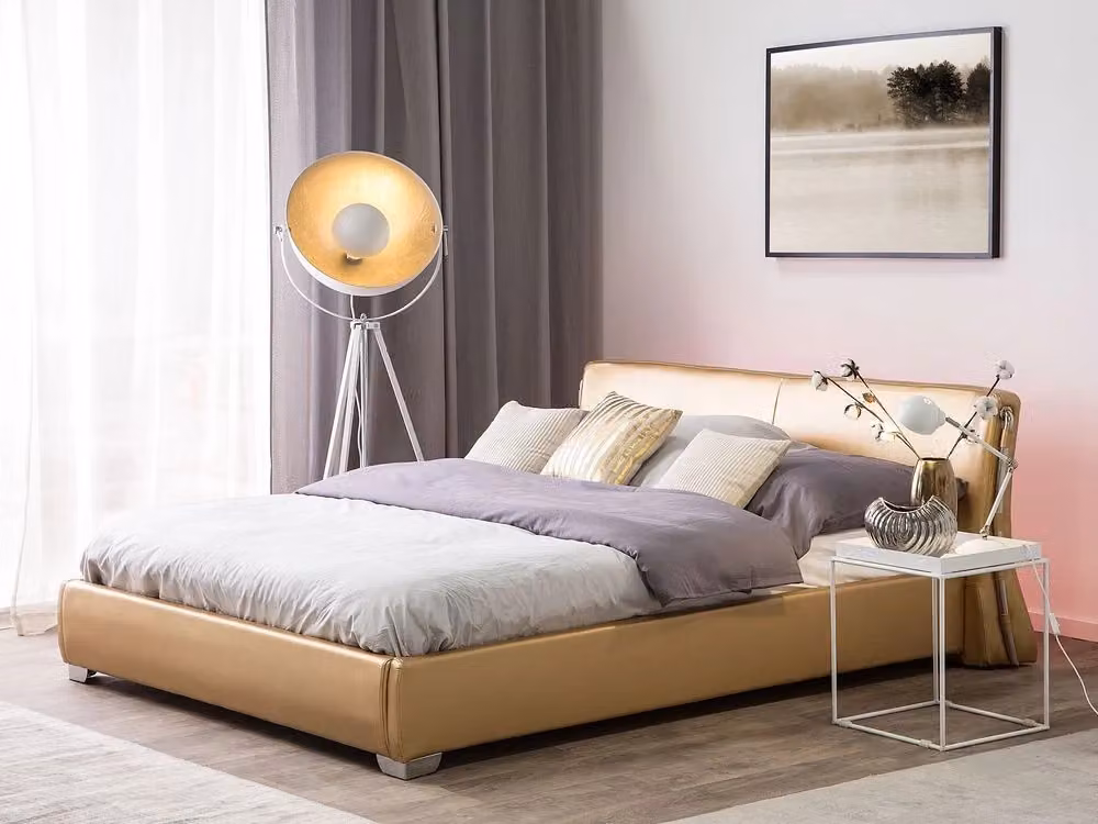 Letto Beliani in ecopelle dorata con illuminazione LED sottostante e rete a doghe in legno L/P/H: 228 x 180 x 66 cm – 2