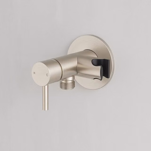 SINED Miscelatore da muro per doccia modello LEVANTE in acciaio inox 316L satinato argento con comando monocomando e attacco doccino