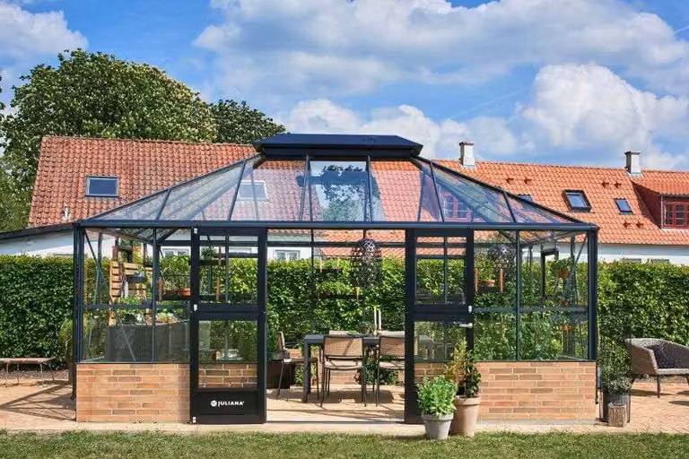 Serra JULIANA Grand Oase, 18,8 m², vetro di sicurezza da 3 mm per fondamenta a muro, dimensioni 368 x 511 cm, colore antracite/nero