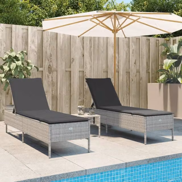 Set Lettini Prendisole con Cuscini 3pz Grigio Chiaro Polyrattan 3284268