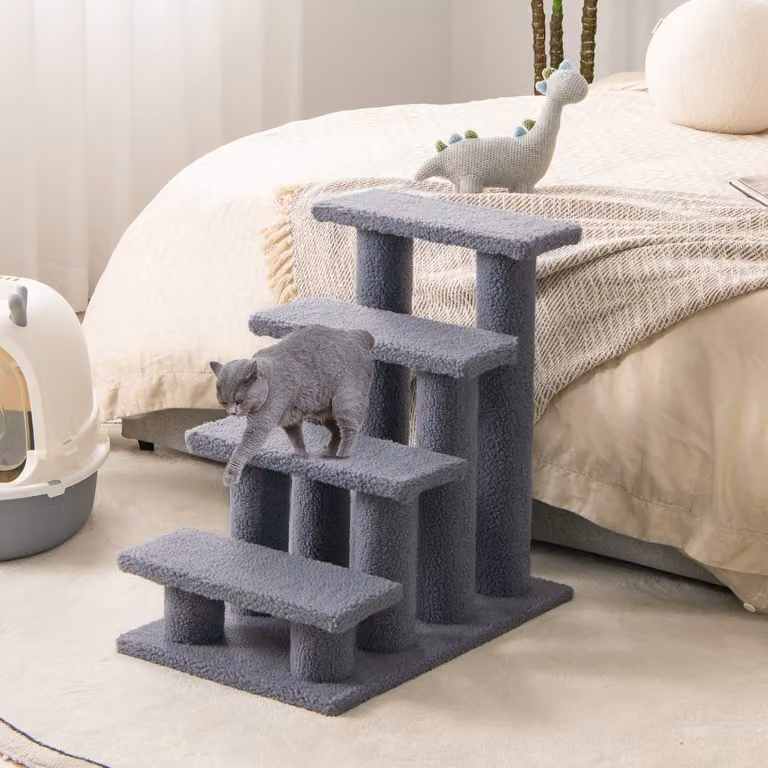 Albero per gatti Costway grigio in legno con funzione graffio, Altezza: 60,5 cm