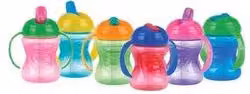 Bicchiere per bambini Nuby con cannuccia multicolore da 240 ml