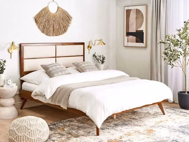 Letto moderno BELIANI in legno di frassino marrone e MDF con rete a doghe e testiera imbottita L/P/H: 160 x 200 x 130 cm – 1