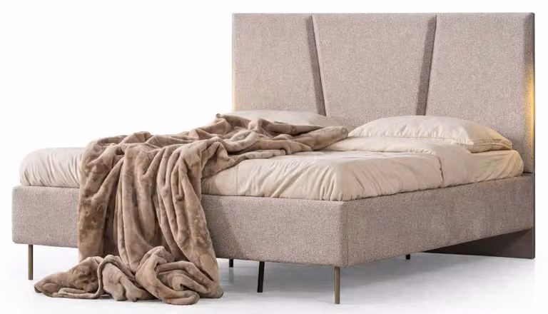 Letto in stile moderno, colore beige, nuovo, comodo, morbido, spazioso, camera da letto