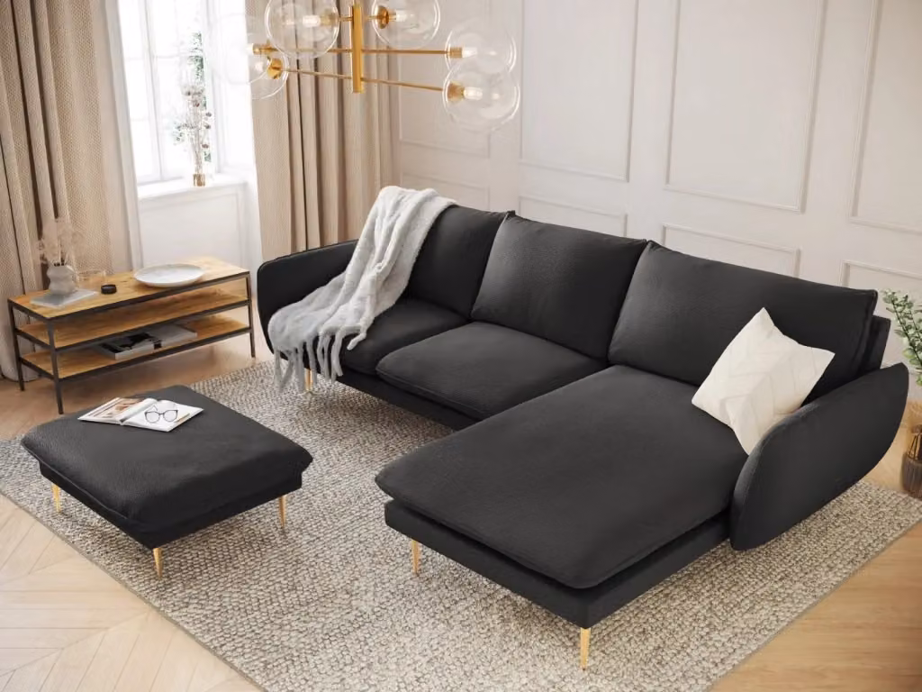 Divano angolare destro Vienna di Cosmopolitan Design, modello a 5 posti in bouclé nero con dettagli oro – 2