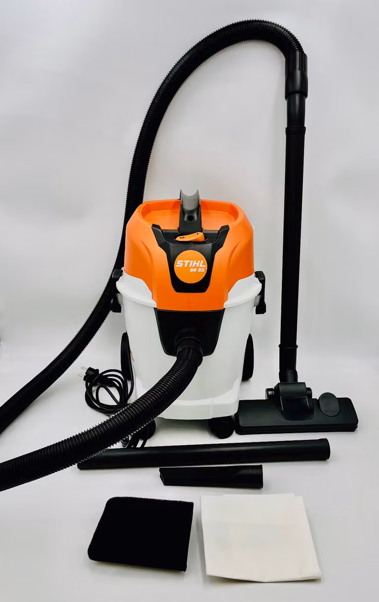 STIHL SE 33 Aspirapolvere a umido e a secco 1400W, 12 litri, con funzione di soffiaggio