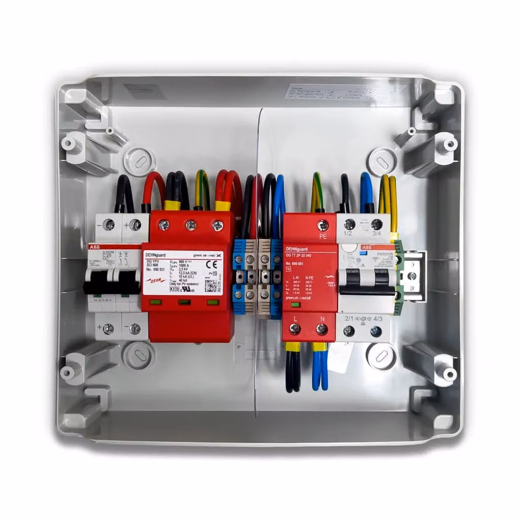 Quadro di distribuzione ABB Monofase 5kW 1 Stringa 1 MPPT 25A 230V / 20A 600VDC IP65 con Interruttore QC1M5 da 12 Moduli in Plastica – 2