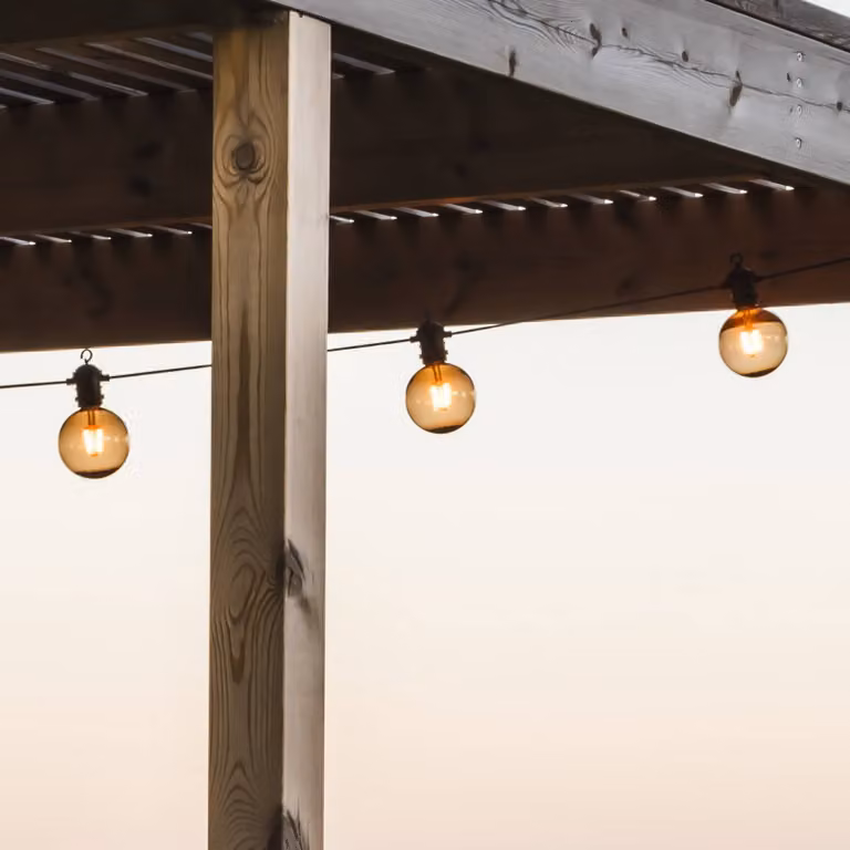Konstsmide Christmas Ghirlanda luminosa LED solare da festa, 7 W, marrone, IP44, 1800 K LED-Solar-Lichterkette Party, dimmerabile, Marrone / Ruggine, Plastica, Moderno