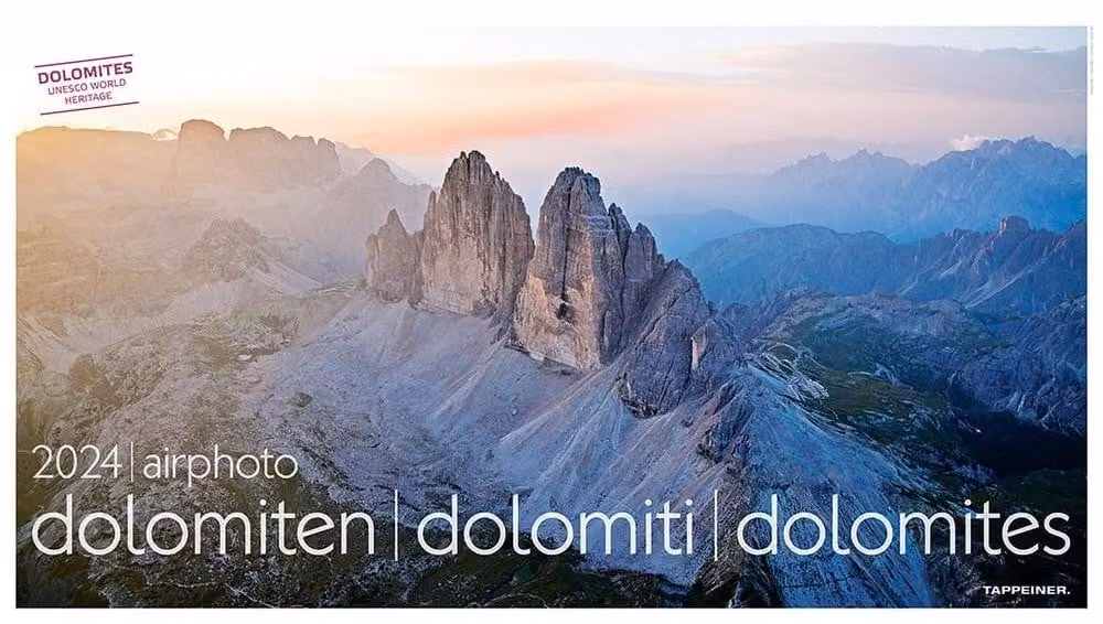 Calendario fotografico aereo delle Dolomiti 2024 - Multilingue