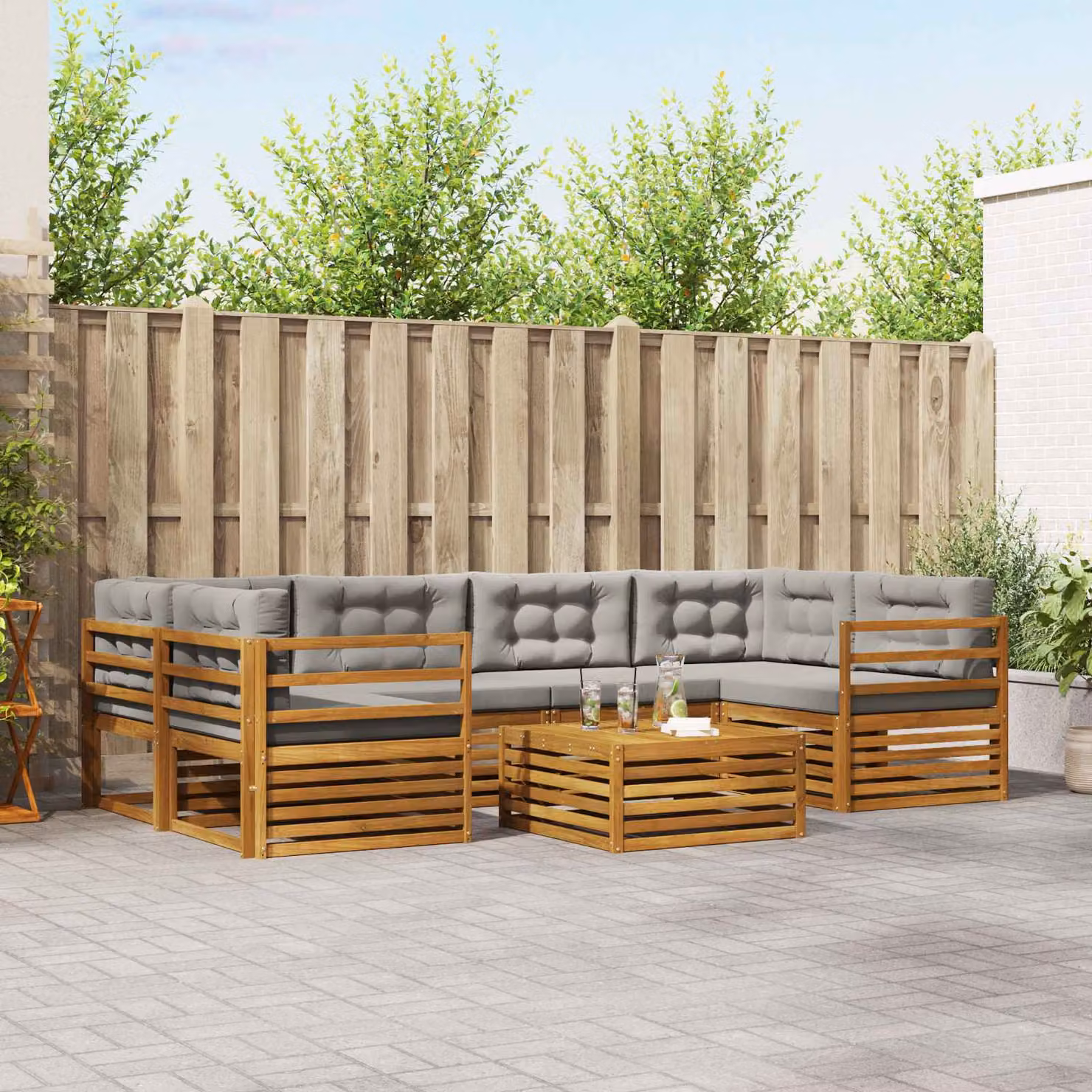 Set di divani da esterno vidaXL a forma di U composto da 7 pezzi in legno di acacia con cuscini inclusi, colore grigio e marrone