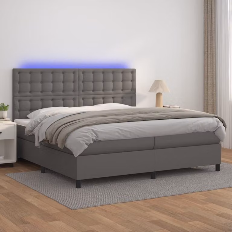 The Living Store Letto a molle con materasso e LED grigio 200x200 cm in ecopelle