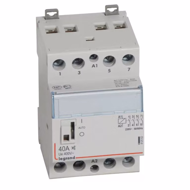 Contattore Legrand CX3, senza ondulazione, 230V 40A 4 contatti NA, con interruttore manuale 412562