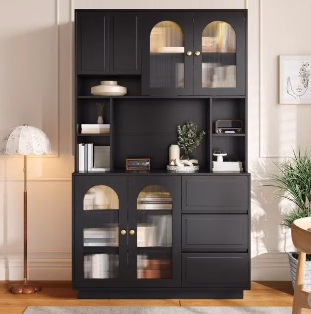 Mobile alto in MDF nero con ante in acrilico curvo, illuminazione LED a colori e ripiani aperti per cucina e soggiorno, 106x30x175 cm