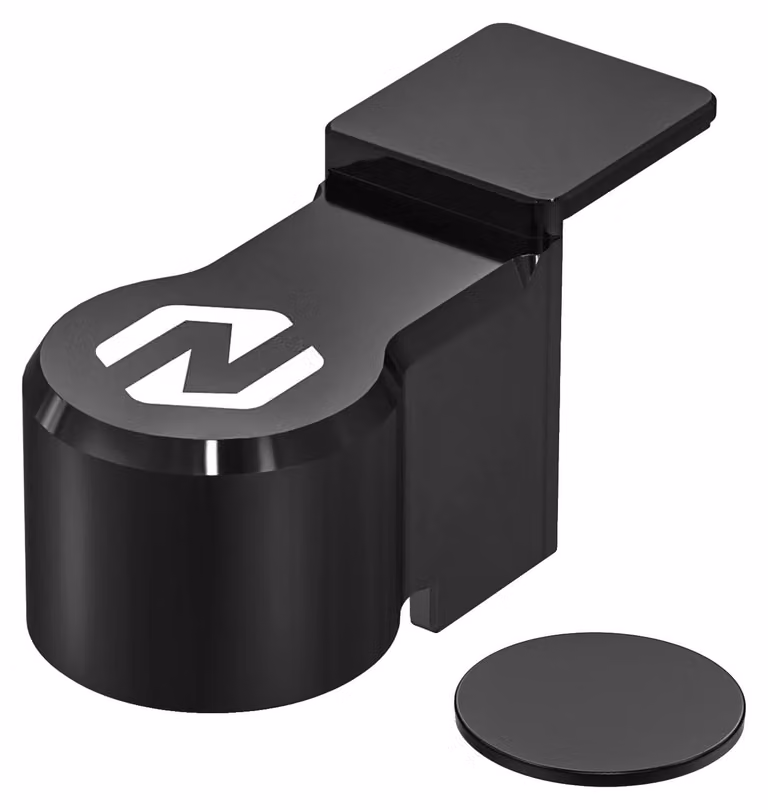 Protezione per pompa carburante, realizzata in alluminio resistente, antivibrante, colore nero