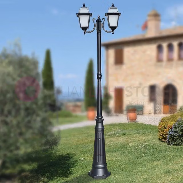 Lampione da esterno Artemide modello lanterna classica a 2 luci, colore antracite, Altezza: 238 cm – 1