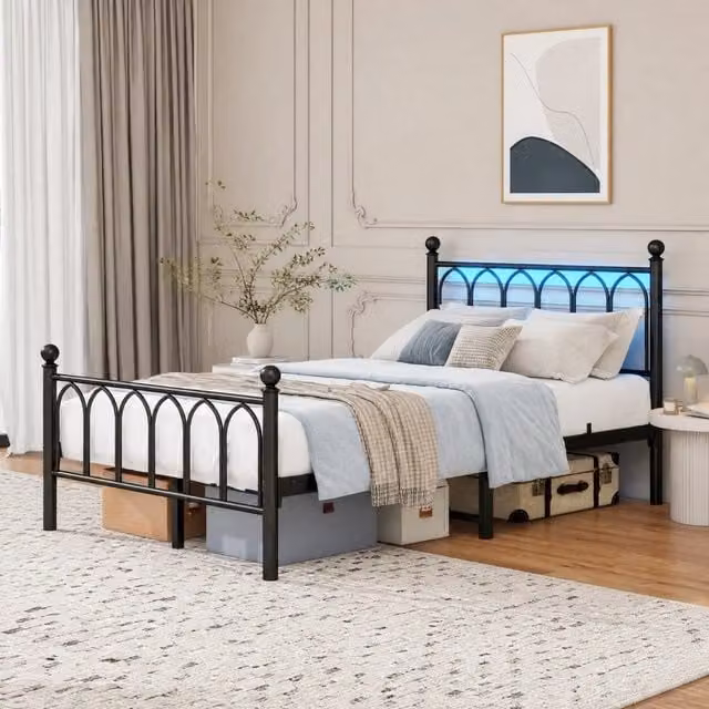Letto in metallo 120 × 200 cm con testiera e pediera alte LED regolabile USB presa elettrica nero