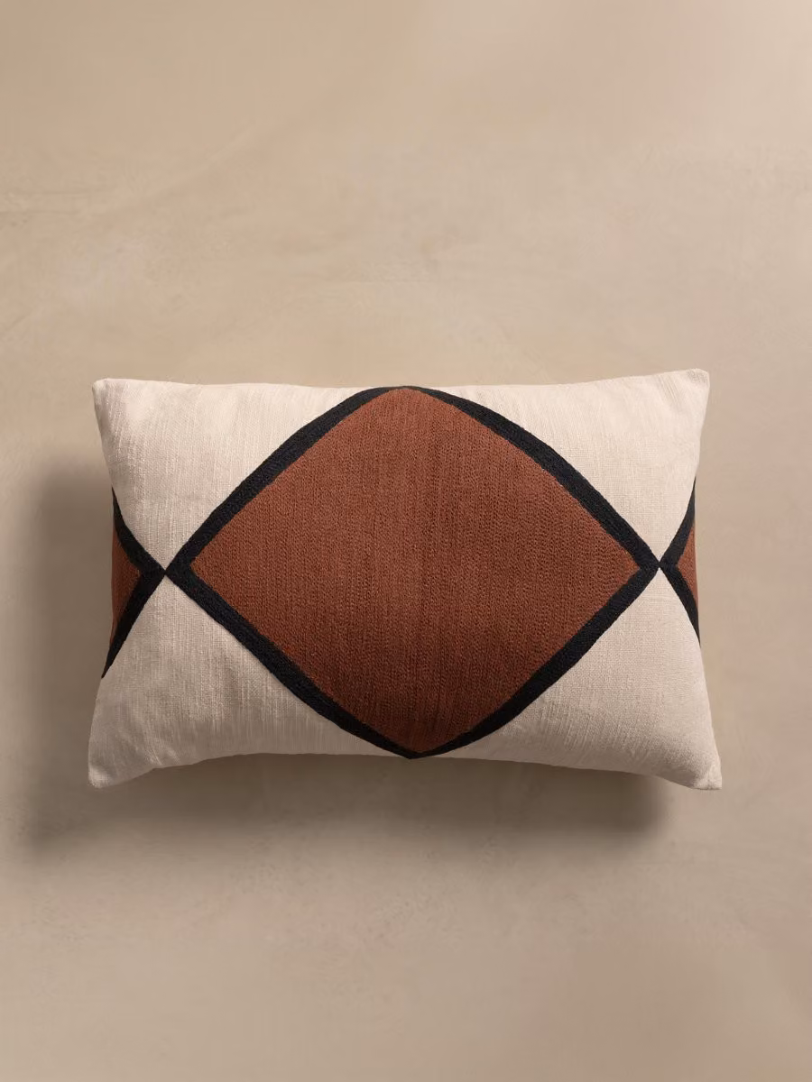 Cuscino Bite Kenay Home marrone con rivestimento in cotone lavabile L: 60 cm, P: 40 cm, H: 40 cm – 2