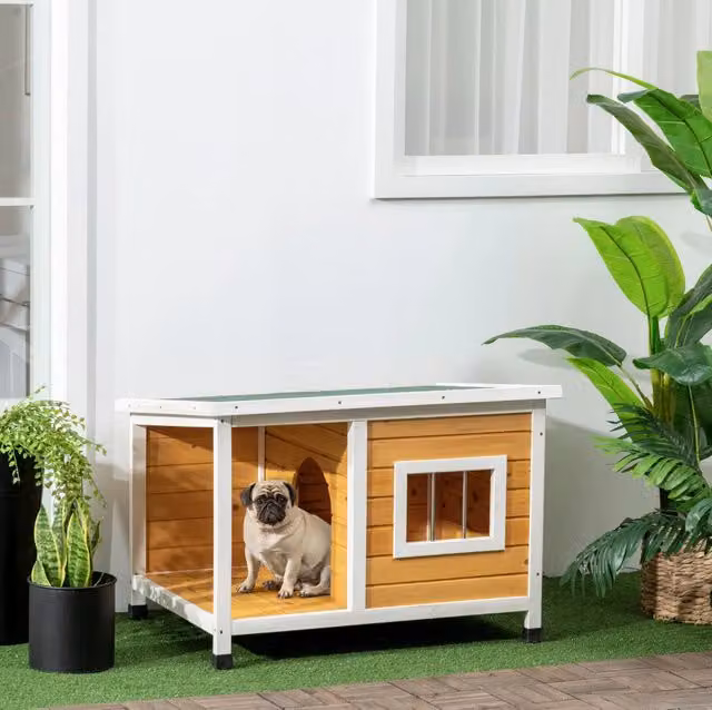 Casetta per cani MODFU in legno di abete laccato arancione con veranda, tetto apribile e pavimento rialzato, L: 85 cm, P: 62 cm, H: 60 cm