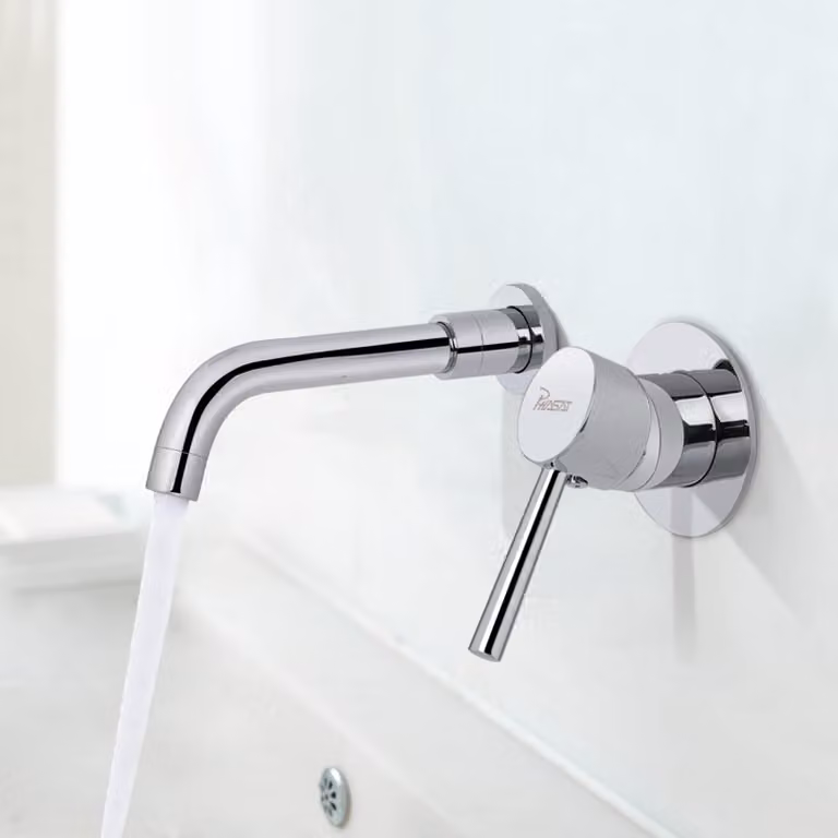 Miscelatore per lavabo, montaggio a parete, monocomando, girevole a 360°, cromato