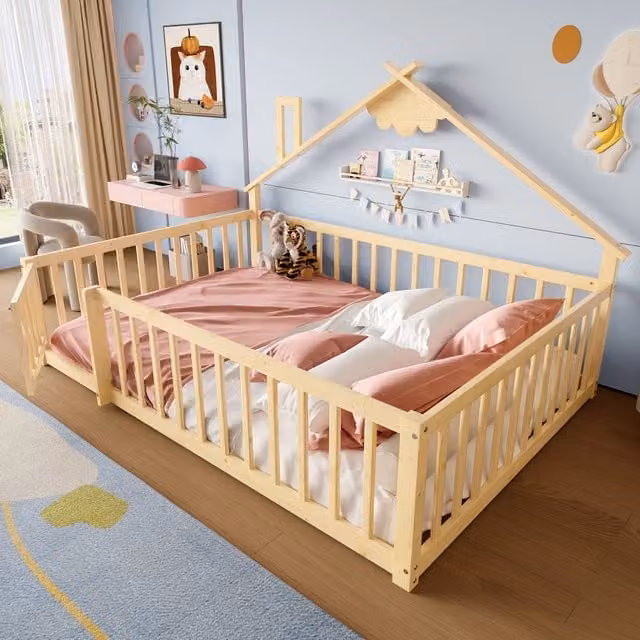 Letto singolo per bambini Zephmum in pino naturale marrone con struttura a casetta L/P/H: 190 x 140 x 112 cm