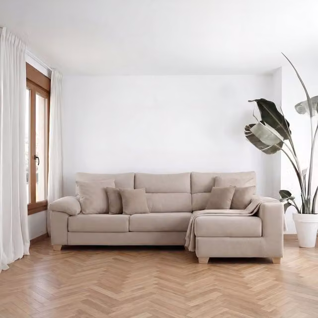 Divano chaise longue Shambala Banak a 4 posti con contenitore, configurazione a L destra, colore beige