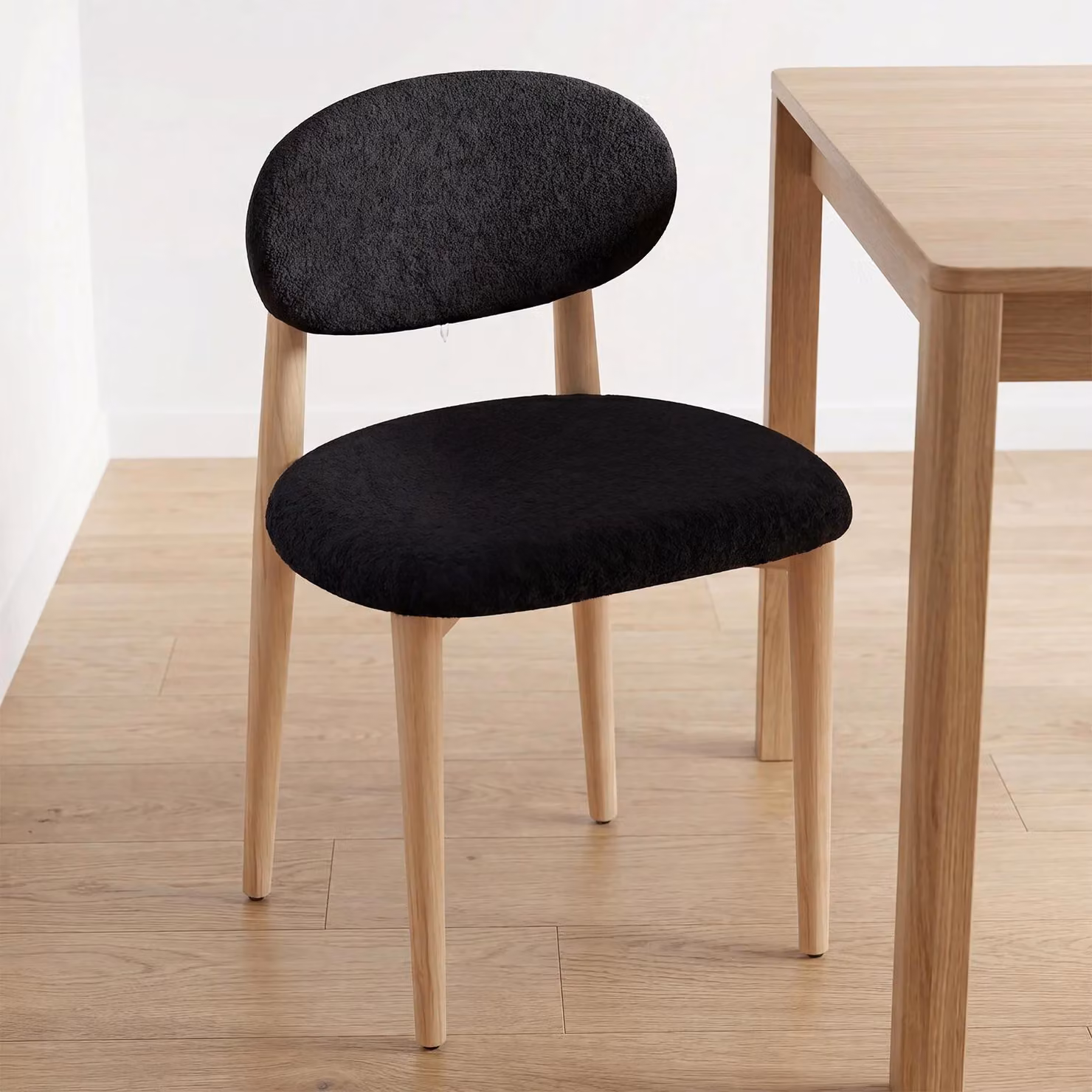 Set di 2 sedie da pranzo - Sedie da pranzo moderne - Rivestimento in tessuto - Imbottite - Struttura in legno - Senza braccioli - Colore nero