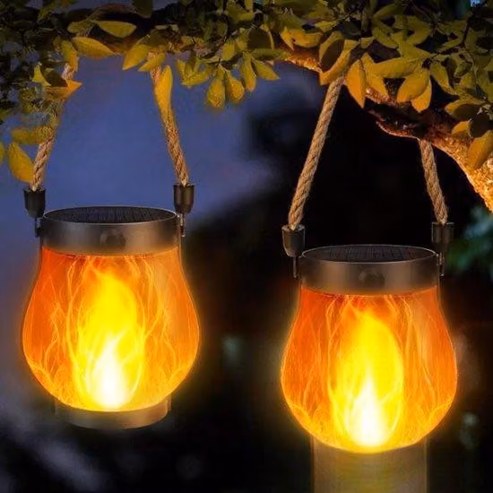 Illuminazione solare da esterno - Set composto da due elementi - Lampada per esterni - 13x13 cm - Effetto fiamma danzante - Illuminazione esterna da appendere - Lampada a fiamma per terrazzi, giardini, patii e balconi - Illuminazione esterna - Colore: ner