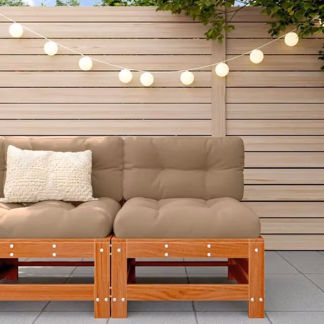 Divano da giardino moderno vidaXL in legno di pino trattato con cera e cuscini beige