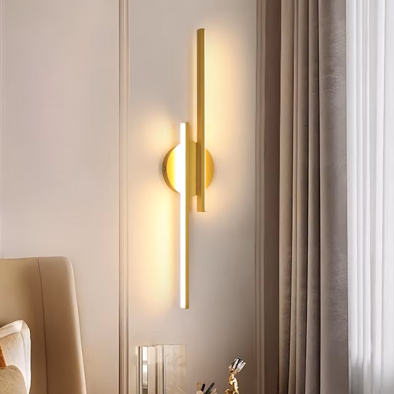 Lampada da parete LED interna Mckalen, 24W, 2700 lumen, moderna lampada da parete LED interna, finitura dorata, 60 cm, illuminazione da parete per corridoio, luce calda e bianca (3000K), ideale per camere da letto, corridoi, soggiorni e scale