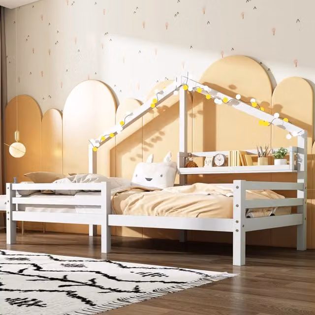 Letto a casetta Mivray per bambini in legno di pino bianco con scaffale e barriera di protezione L/P/H: 200 x 90 x 138,5 cm