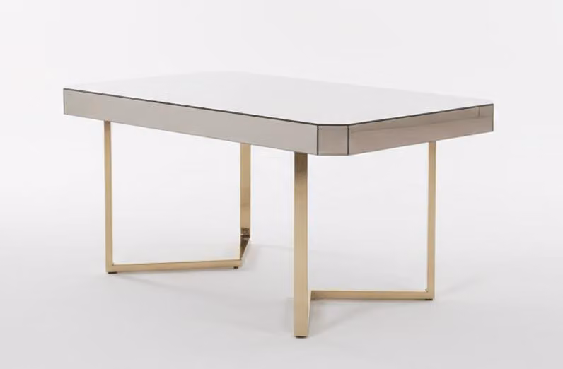 Tavolo da pranzo moderno: elegante, stabile e perfetto per qualsiasi ambiente