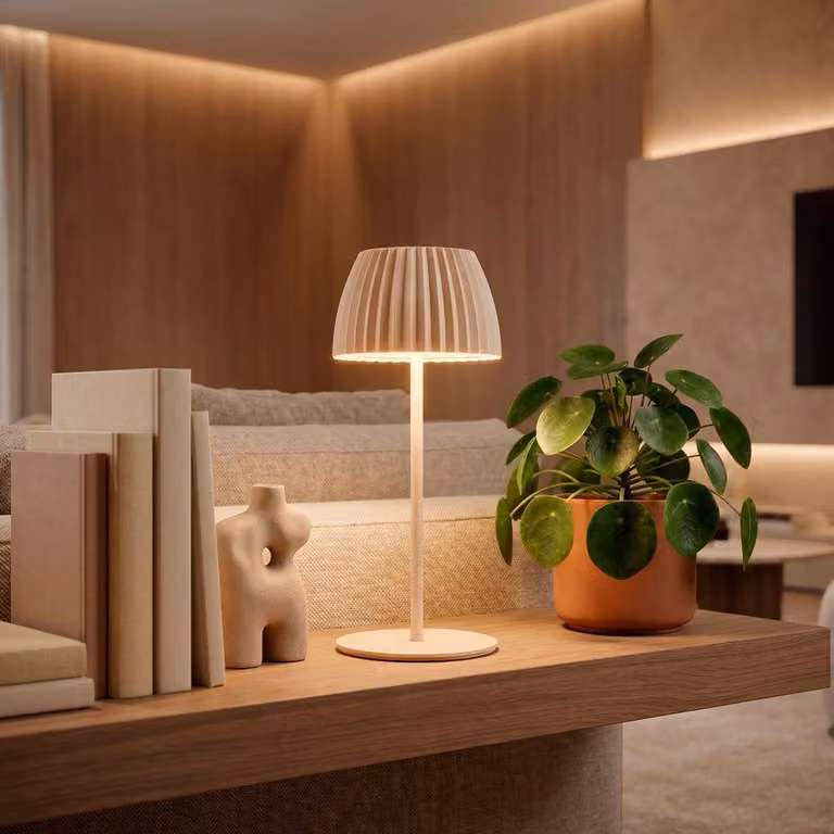 Briloner RIFFLE Mini Lampada da tavolo LED senza fili IP44, dimmerabile, touch, batteria ricaricabile, vincitrice del German Design Award 2025, beige, Ø8,5 x 20 cm
