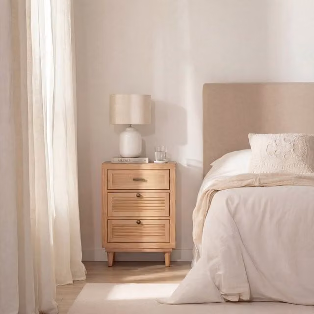 Comodino Venice Banak in legno e metallo nei toni del beige e marrone