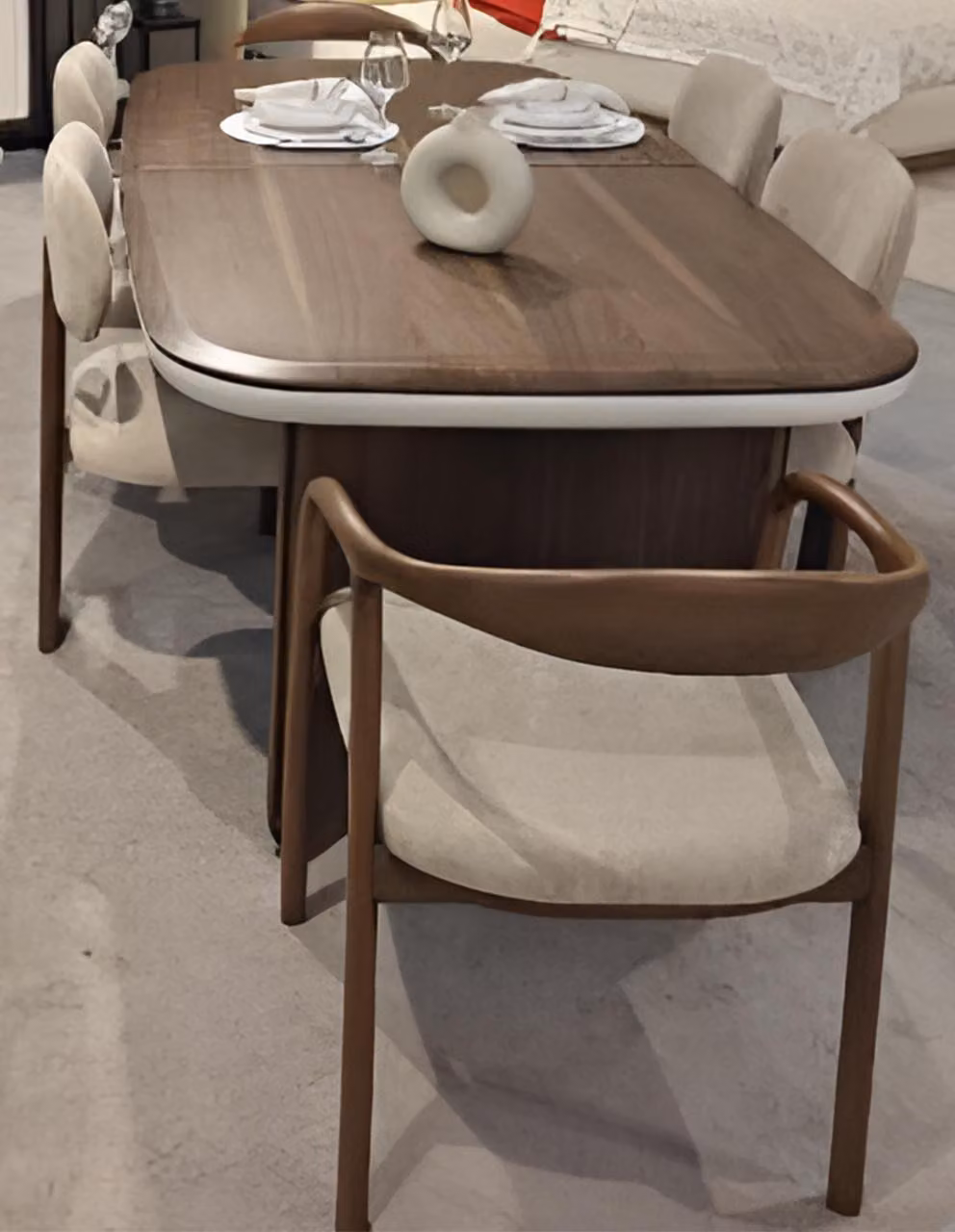 Stilvolle Beige Esszimmerstühle Designer Braunes Holzgestell Möbel