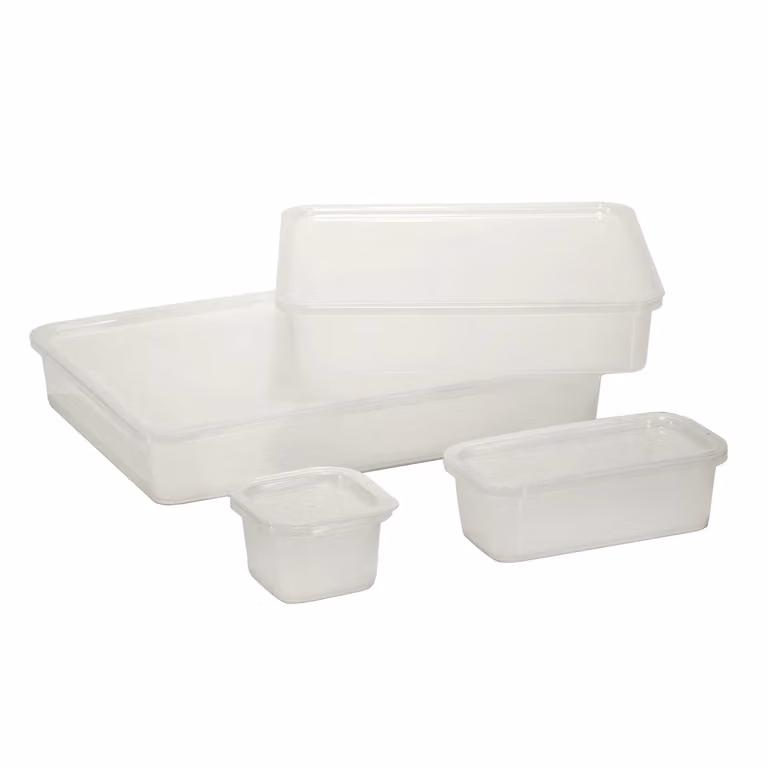 Set di 4 contenitori salvaspazio con coperchio a scatto Gusto Casa, trasparenti in polipropilene, impilabili e senza BPA