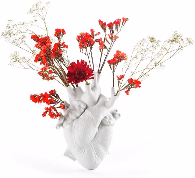 Vaso Seletti Love in Bloom in ceramica bianca con decoro floreale a cuore H: 16,5 cm, L: 16,5 cm, P: 25,0 cm