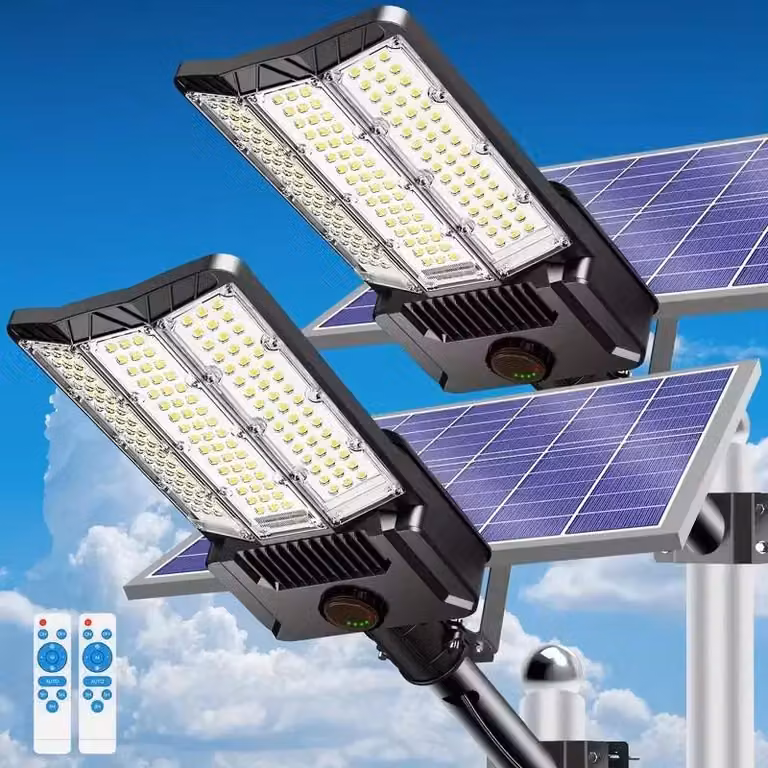 Lampada da esterno a energia solare - Batteria da 26000mAh - Luminosità di 8000 lumen - Corpo in alluminio - Faretto con sensore di movimento