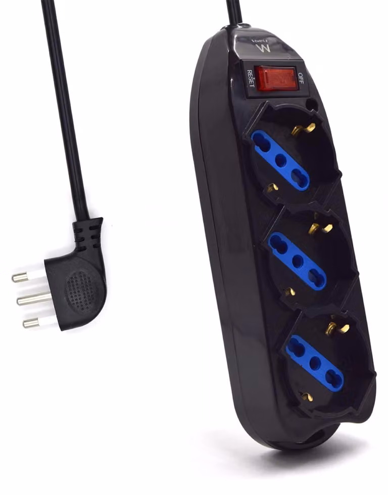 Ewent EW3913 Multipresa a 3 prese, tipo italiano 10/16 A + Schuko, protezione da sovratensione 250 V/2500 W, spina italiana 10 A, cavo nero da 1,5 m, classe di efficienza energetica A+