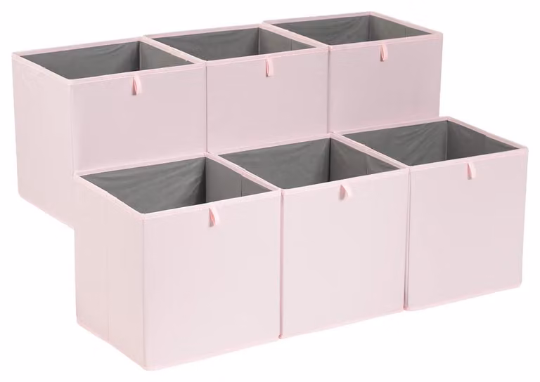 A. Caratteristiche: Cubi contenitori pieghevoli in tessuto, dimensioni 33 x 38 x 33 cm, marca Peon